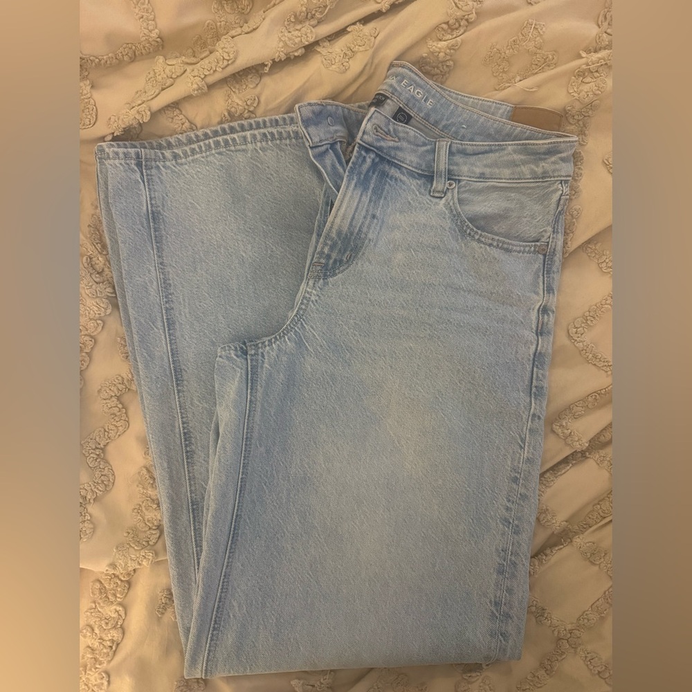 Women’s American Eagle jeans baggy low rise wide leg